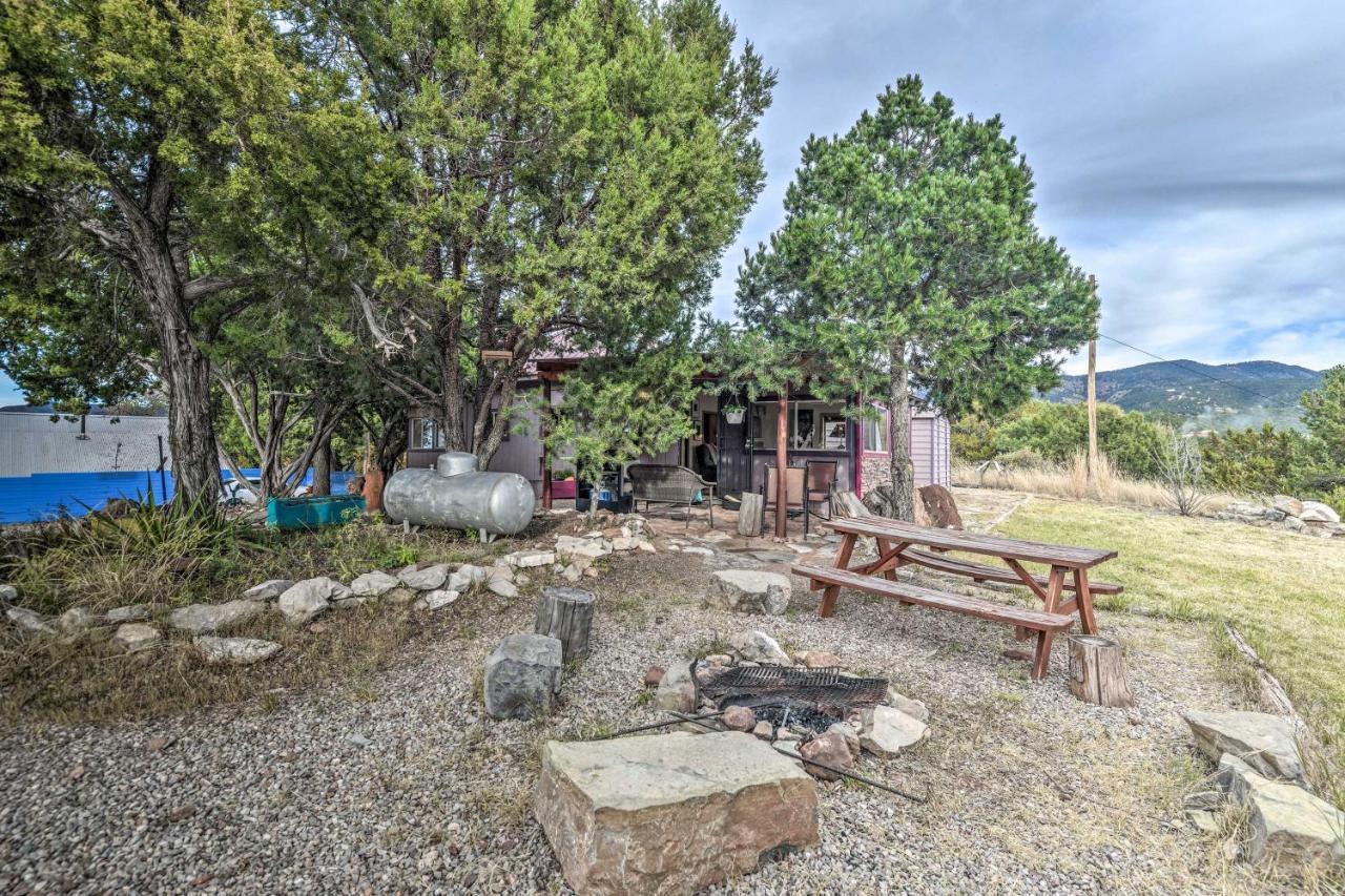 Cozy High Rolls Cottage Near Hiking Trails! Cloudcroft Luaran gambar